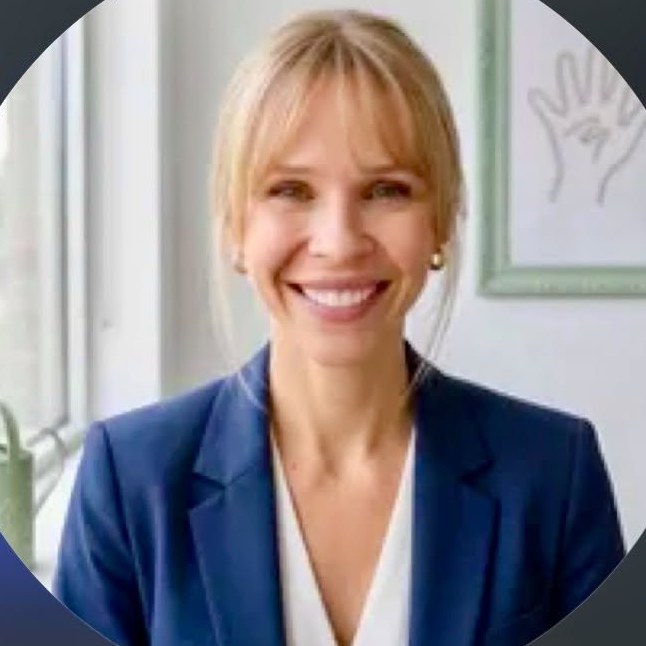 Portrait of Sally Priwitzer smiling